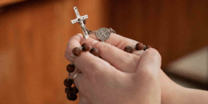 Praying the Rosary Using Your Cell Phone