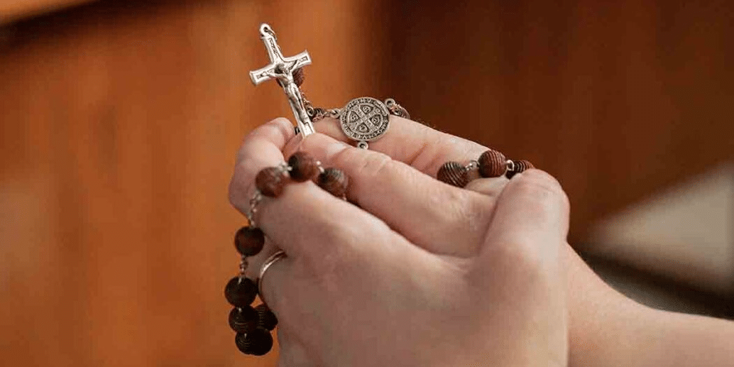 Praying the Rosary Using Your Cell Phone