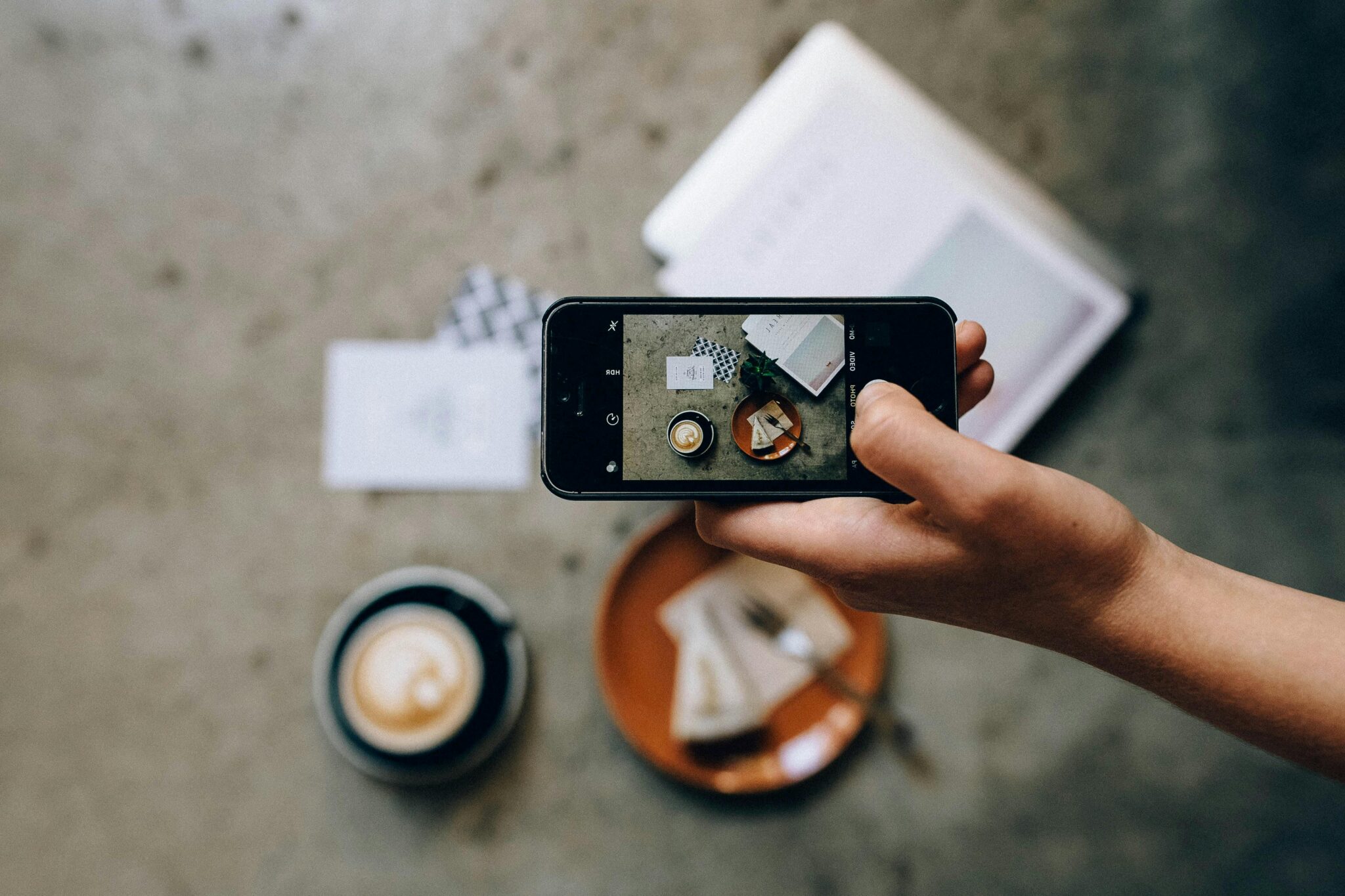 Recover Deleted Photos from Your Cell Phone